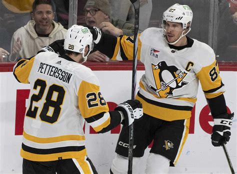 Crosby moves up scoring list, Harkins gives Penguins 4-3 win over Canadiens in 12th round of SO